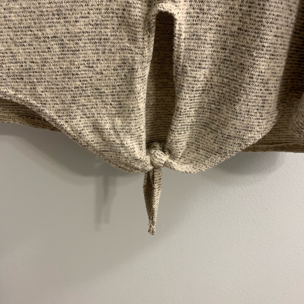 Sweater - Picture 3 of 4